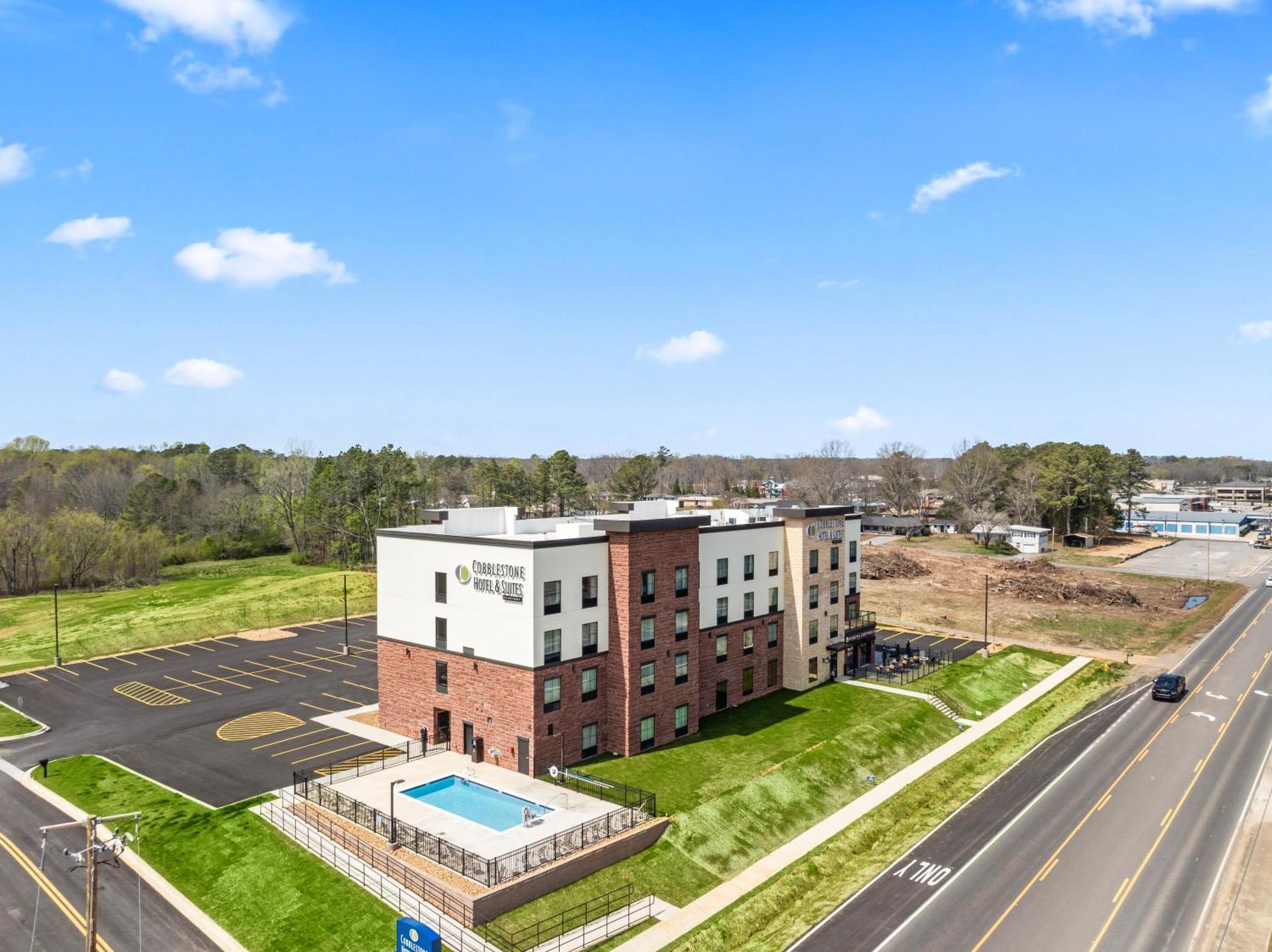 Cobblestone Hotel & Suites - Cullman Extérieur photo